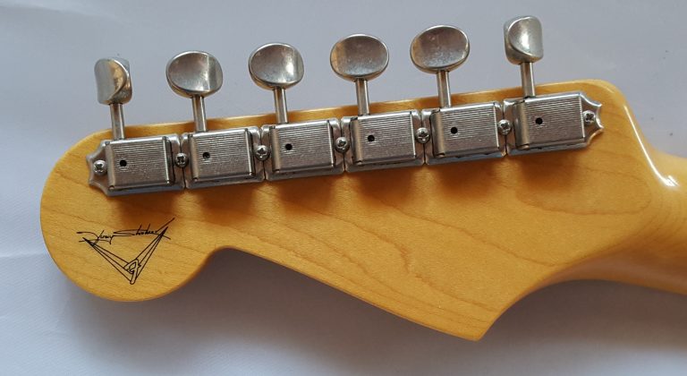 Fender Stratocaster