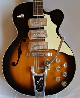 Kay Swingmaster  Model K673 with Triple Kleenex Pickups 