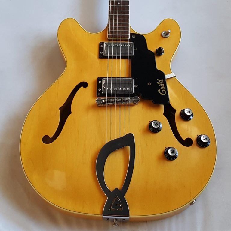 Guild Starfire IV 1972 Blonde