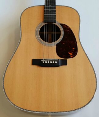 Martin HD-28 Acoustic Dreadnought Guitar in Natural Finish 2012