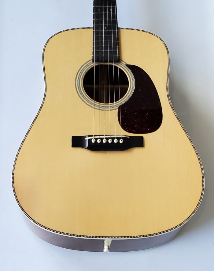 Martin D-28  1937 Authentic  2019