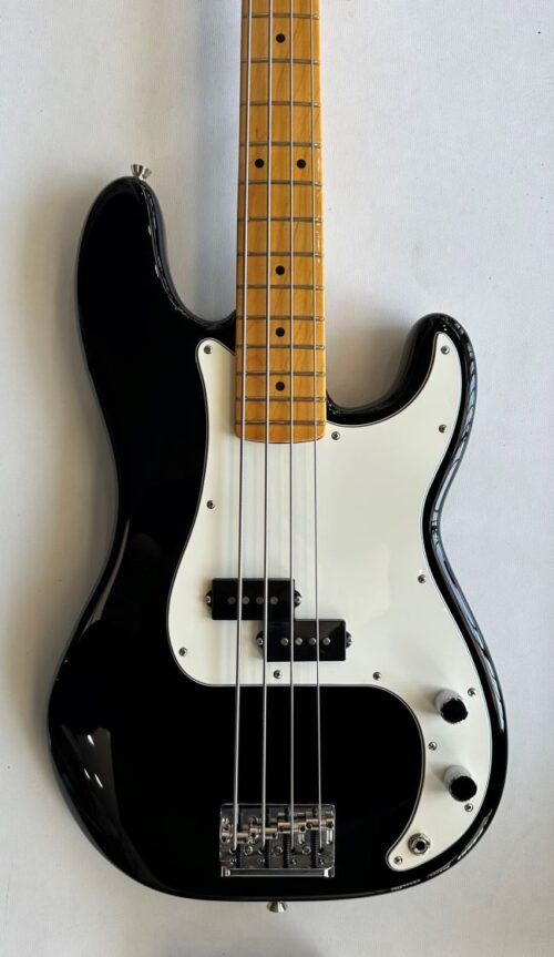 Fender P Bass