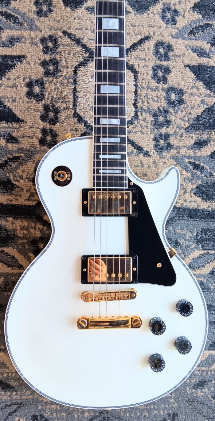 2019 Gibson Les Paul Custom - Image 4