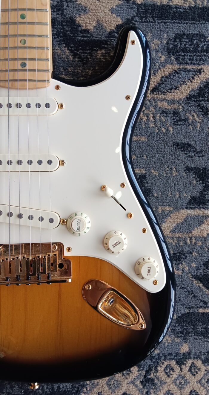 2004 Fender 50th Anniversary American Deluxe Stratocaster - Image 12