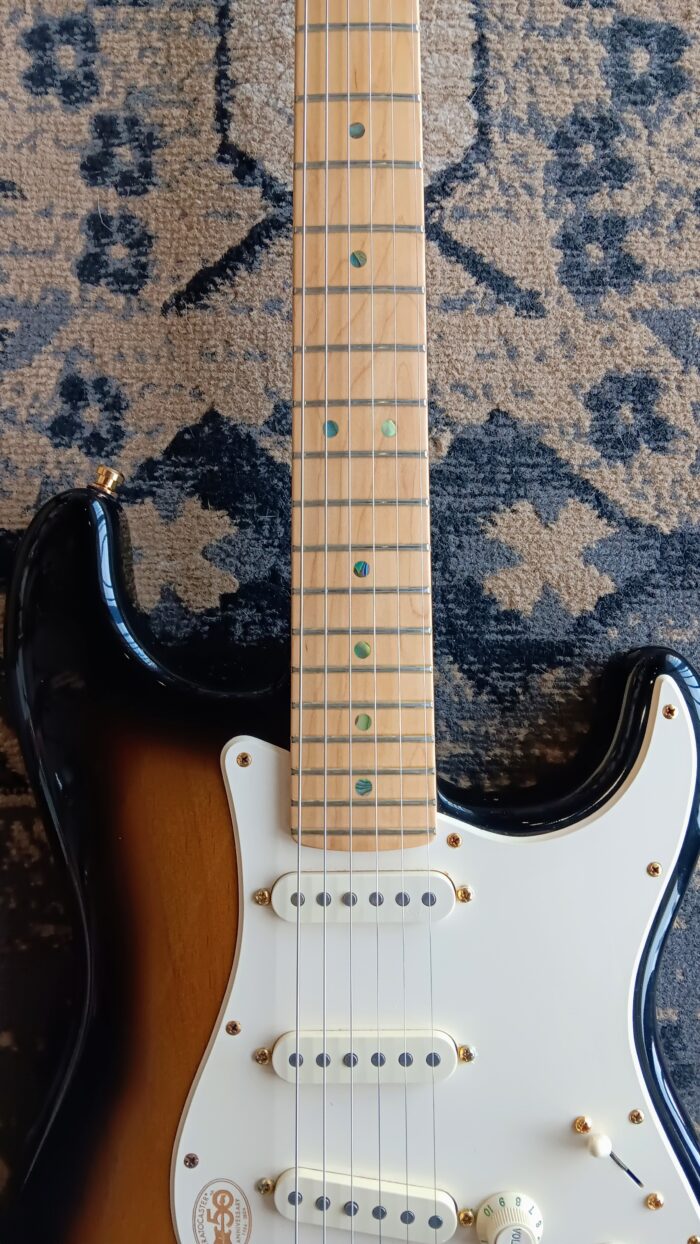 2004 Fender 50th Anniversary American Deluxe Stratocaster - Image 5