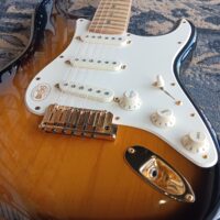 2004 Fender 50th Anniversary American Deluxe Stratocaster - Image 9