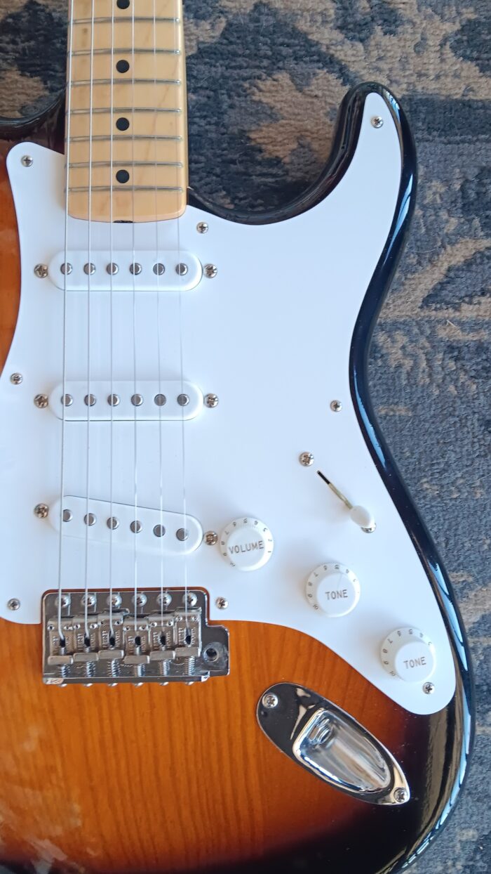 2014 Fender 60th Anniversary Vintage '54 Stratocaster - Image 6