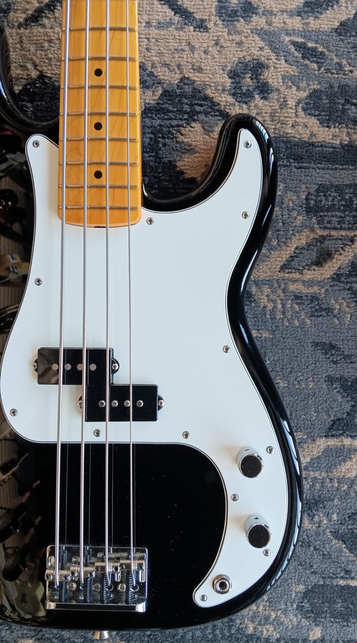 2022 Fender American Professional II Precision Bass - Image 6