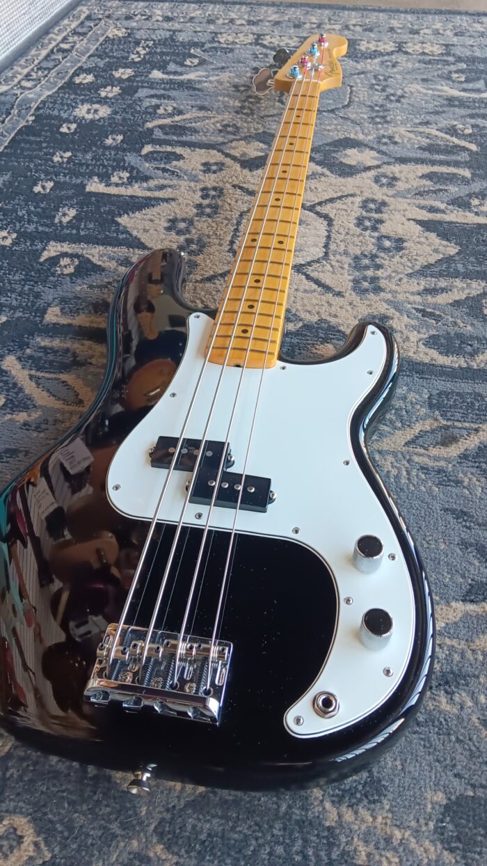 2022 Fender American Professional II Precision Bass - Image 8