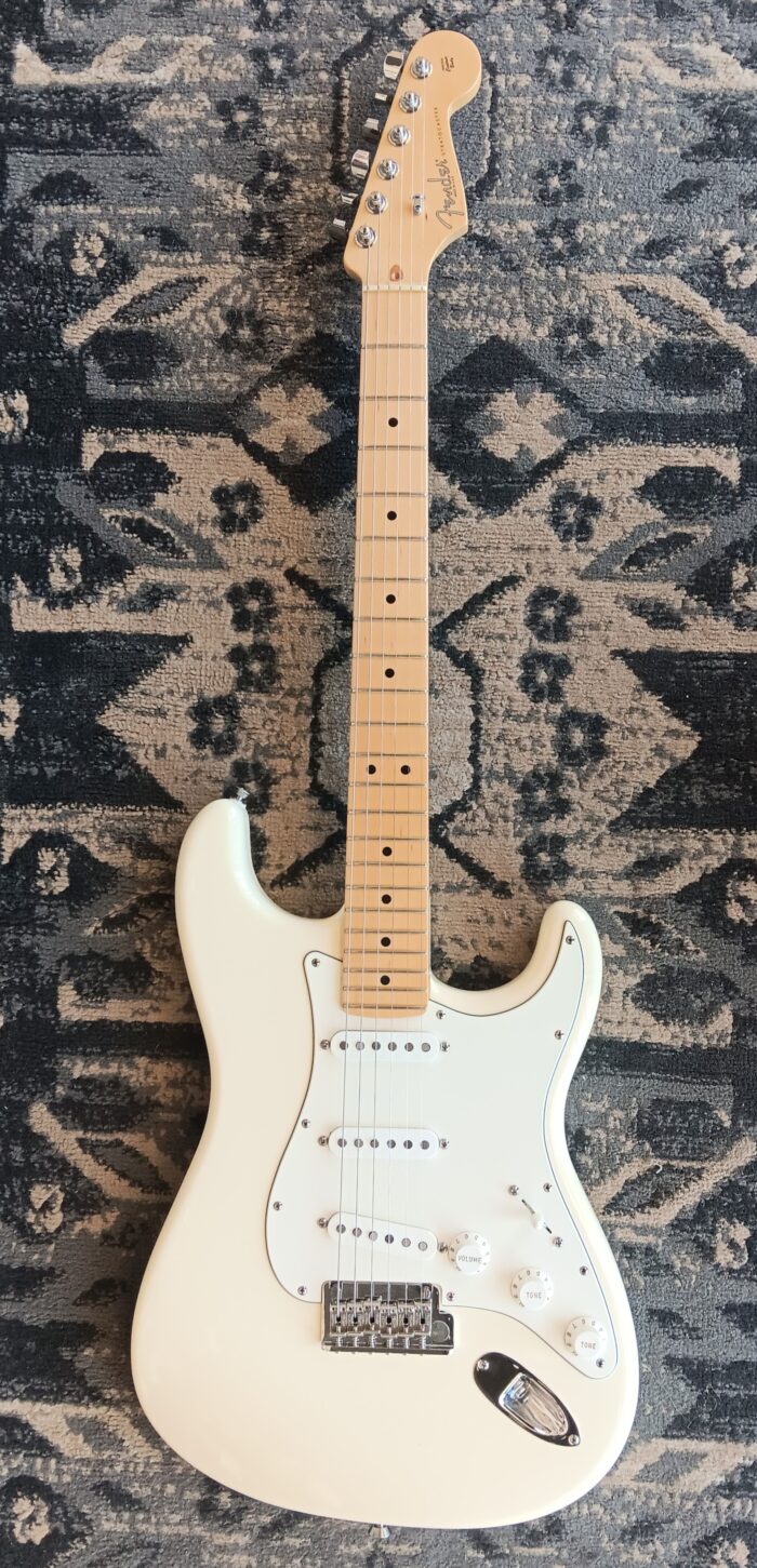 2009 Fender American Standard Stratocaster - Image 3