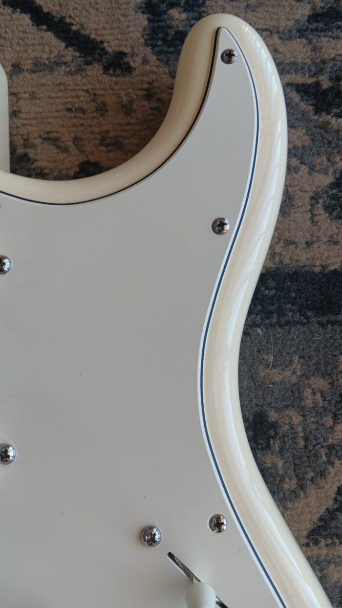 2009 Fender American Standard Stratocaster - Image 8