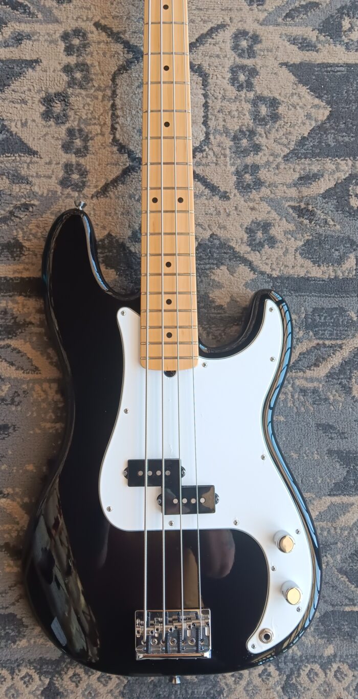 2014 Fender American Standard Precision Bass - Image 4