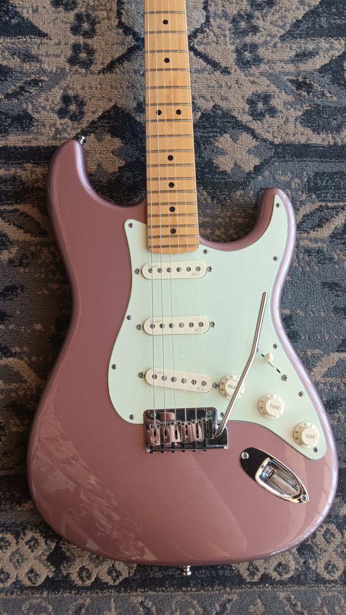 2013 Fender American Deluxe Stratocaster - Image 4