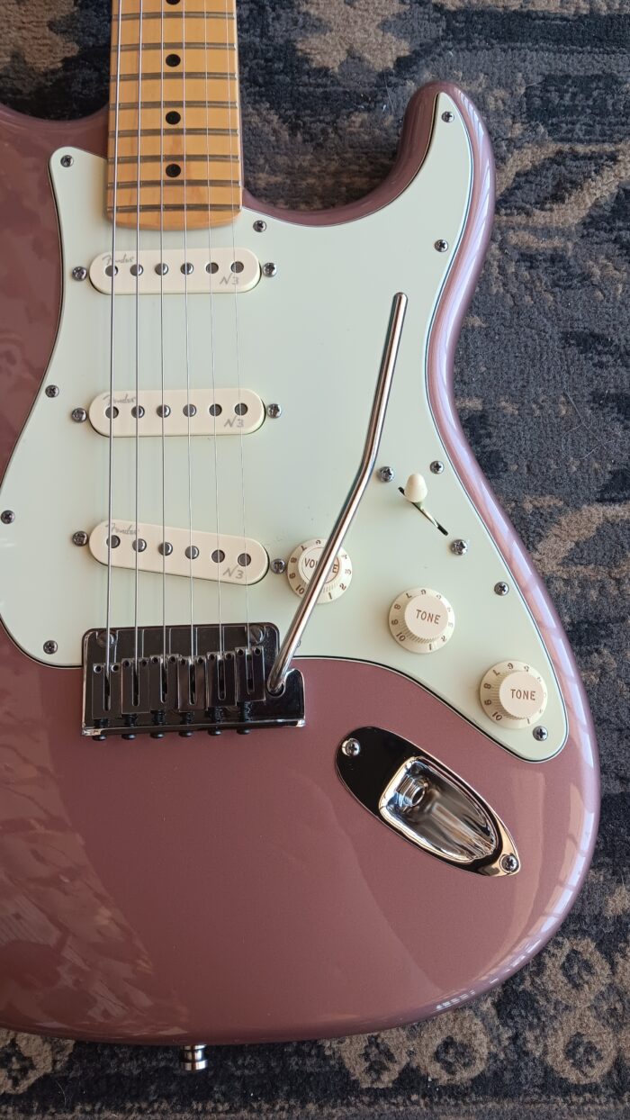 2013 Fender American Deluxe Stratocaster - Image 6