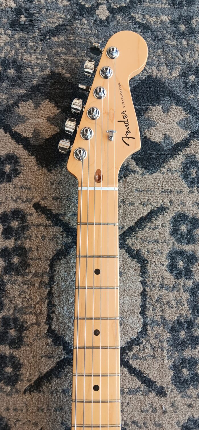 2013 Fender American Deluxe Stratocaster - Image 7