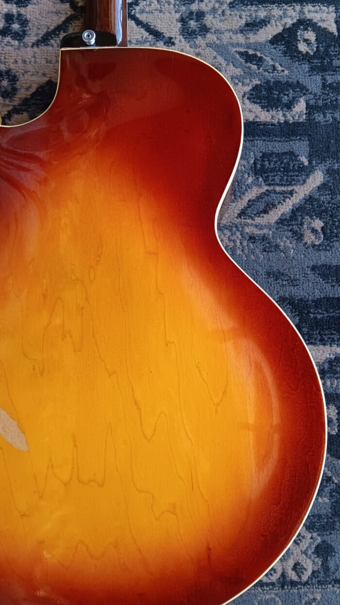1973–74 Gibson ES-175 Sunburst - Image 17