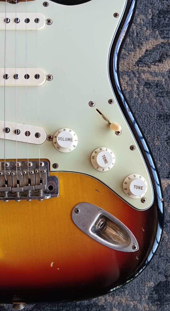 2001 Fender Time Machine ‘60 Stratocaster Relic - Image 8