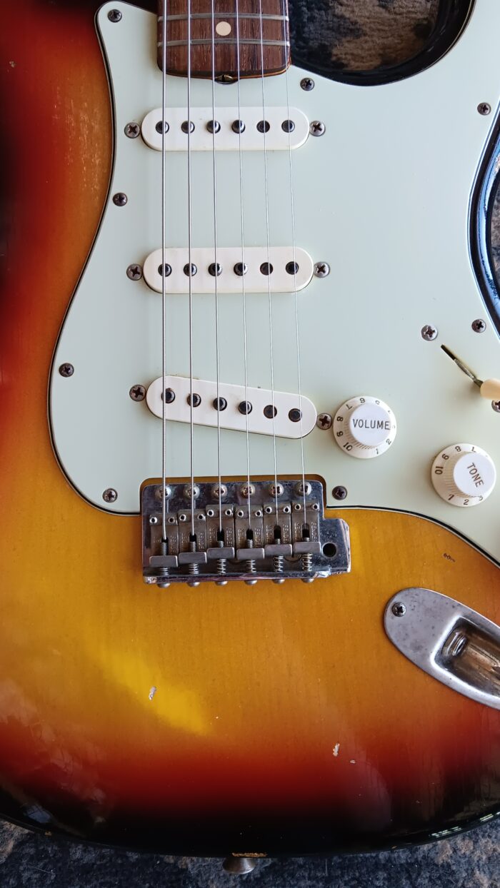 2001 Fender Time Machine ‘60 Stratocaster Relic - Image 7