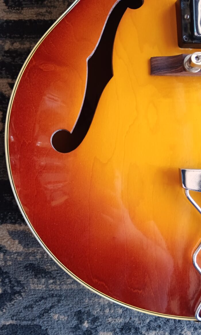 1973–74 Gibson ES-175 Sunburst - Image 10